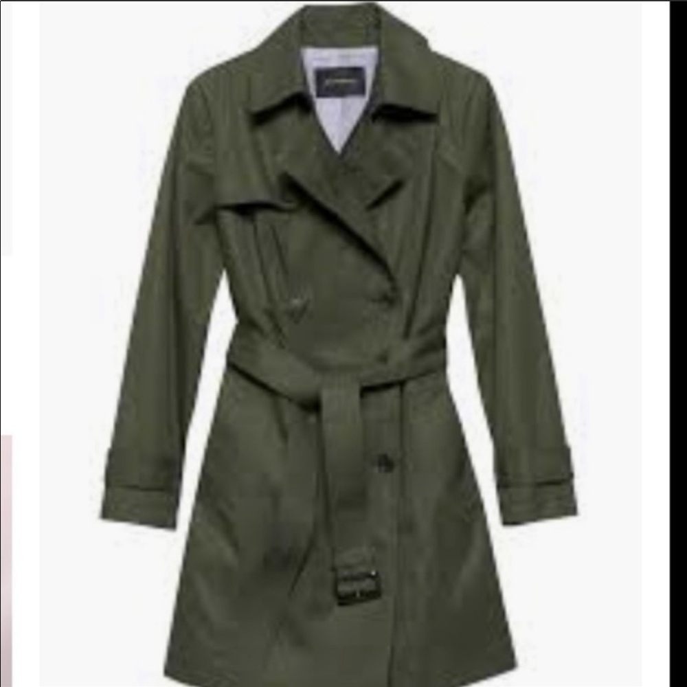 NWOT Banana Republic Women’s Trenchcoat